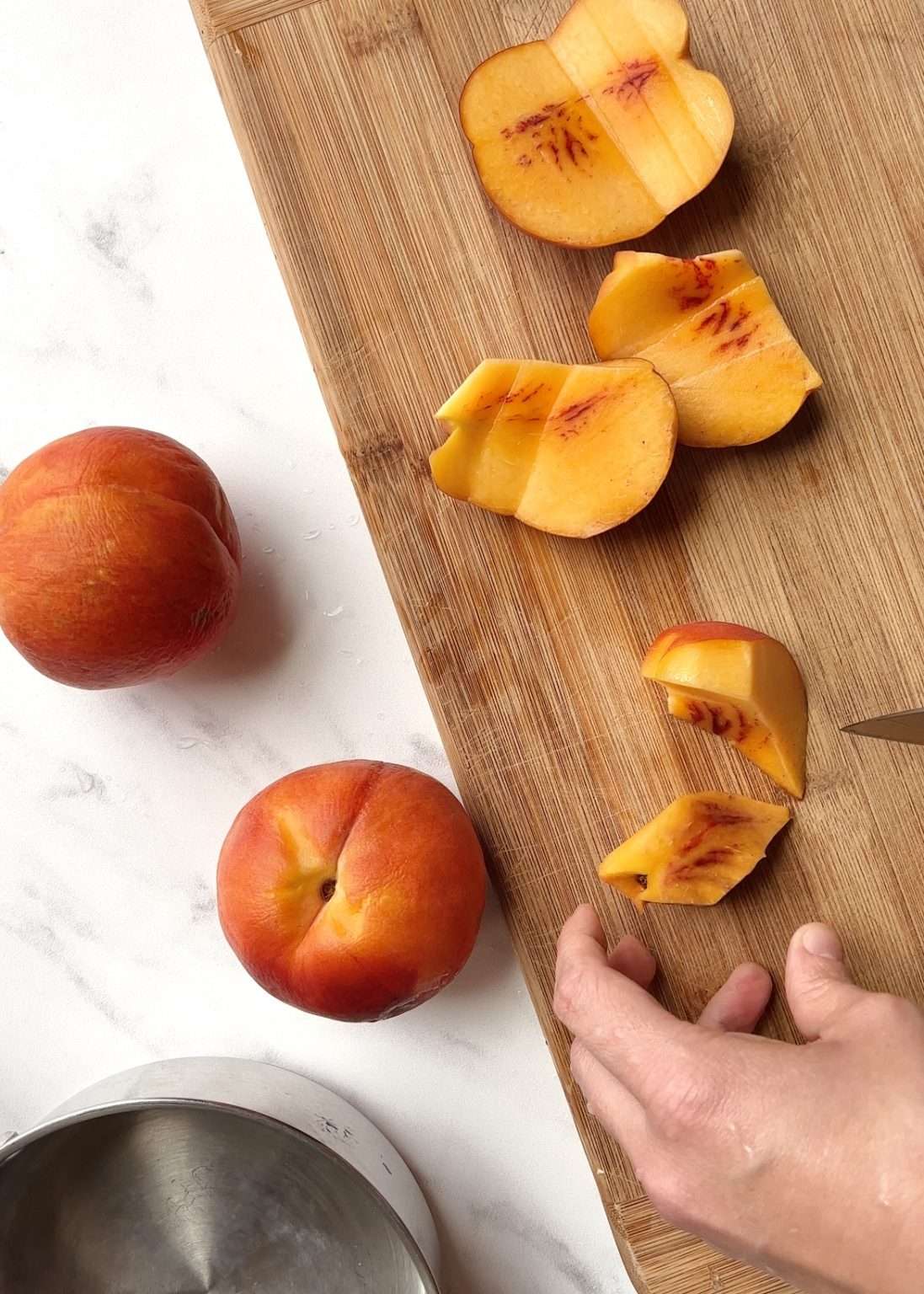 Homemade Peach Cider Recipe with Honey (Peach Cyser)
