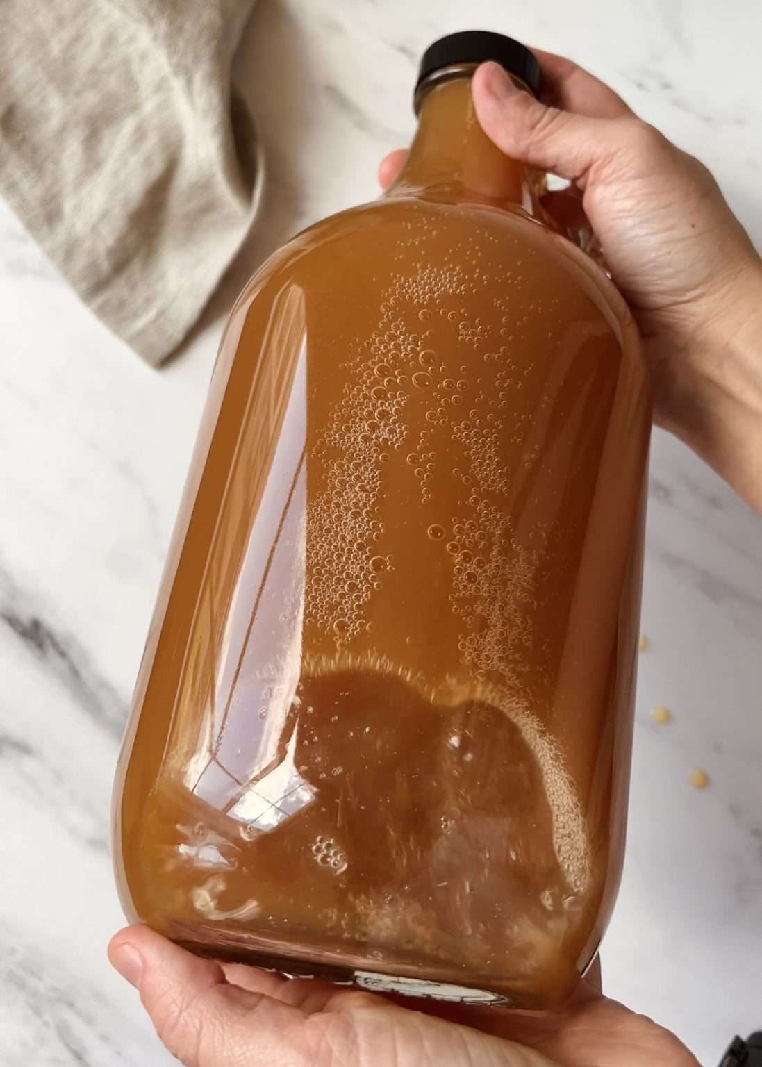 Homemade Peach Cider Recipe with Honey (Peach Cyser)
