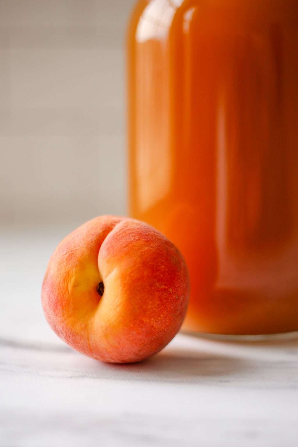 Homemade Peach Cider Recipe with Honey (Peach Cyser)