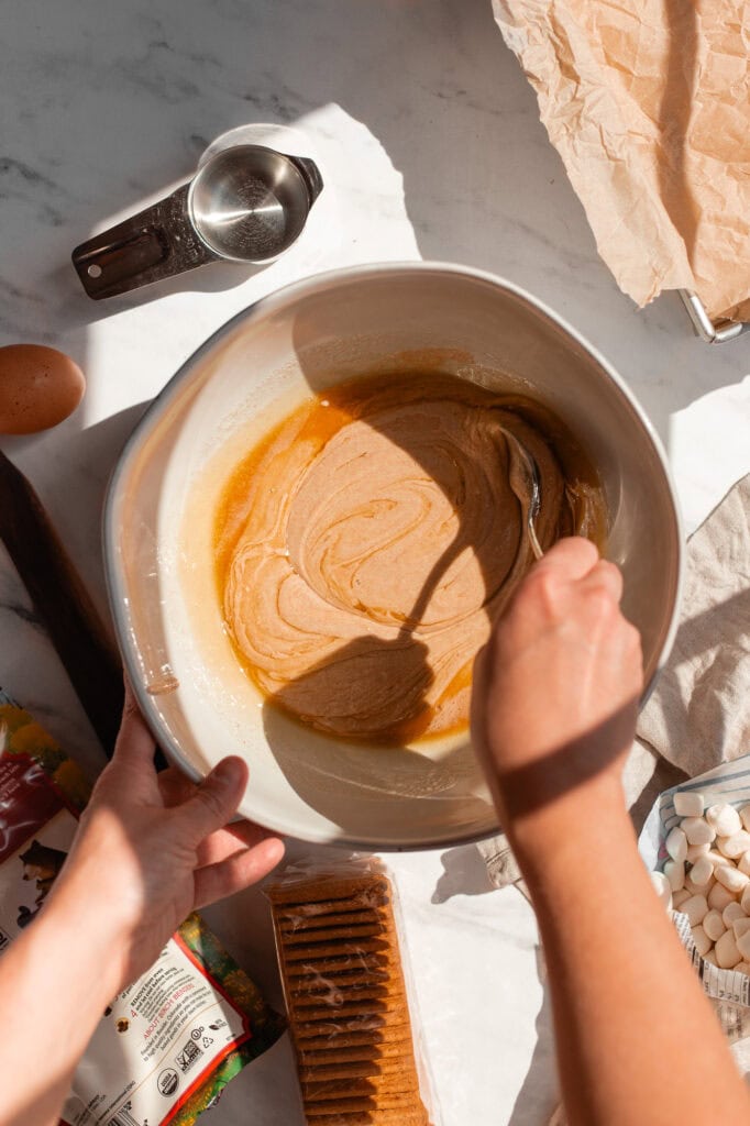 Sourdough starter is added to the browned butter mixture. 